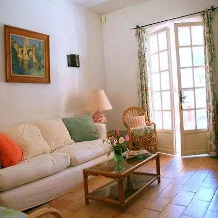 Hébergement de vacances Echappee Bleue Immobilier - Les Volets Bleus Grimaud